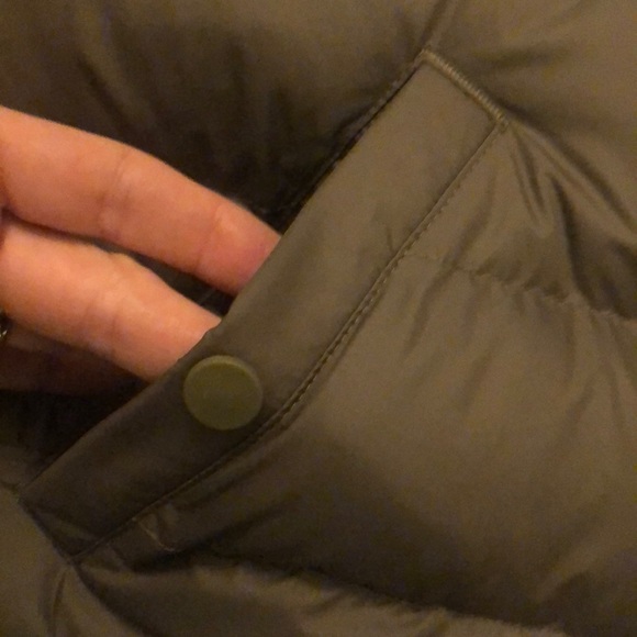 ❗️NWT NIKE BOYS or GIRLS PUFFER VEST SIZE M NEW WITH TAG - Picture 5 of 6